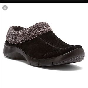 Dansko Eartha Suede Black shoes